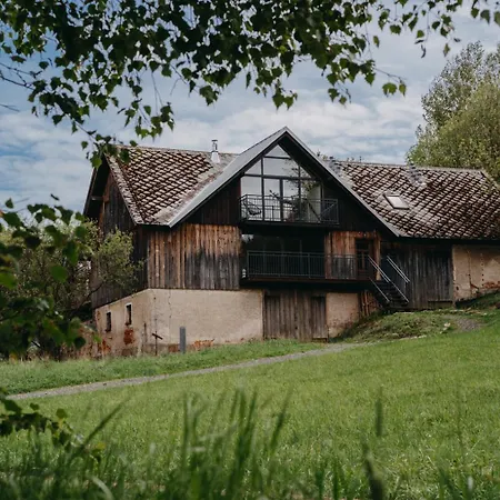 Gospodarstwo Ekoturystyczne Artystyka Apartment *